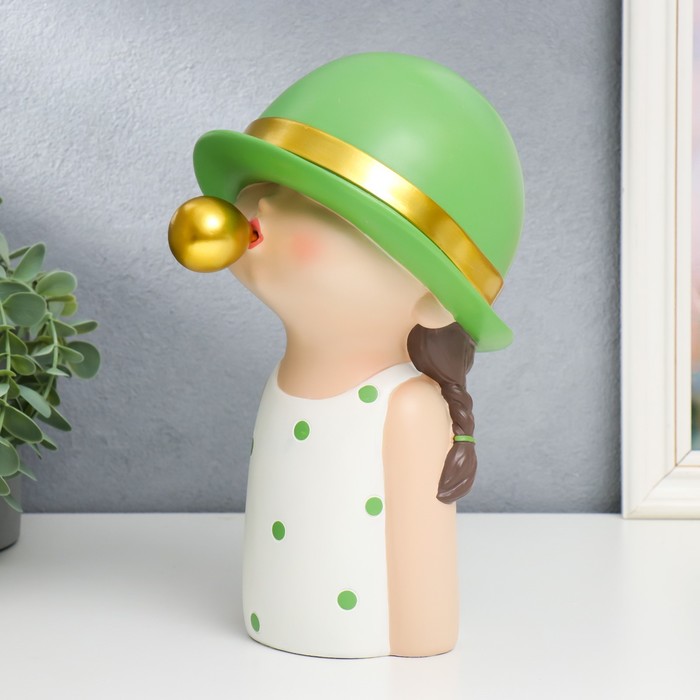 Сувенир полистоун Малышка в зелёной шляпке, с золотым пузырём зелёный горох 26х15х18 см сувенир полистоун подставка девушка в шляпке с золотым бантом белый 28х21х19 см