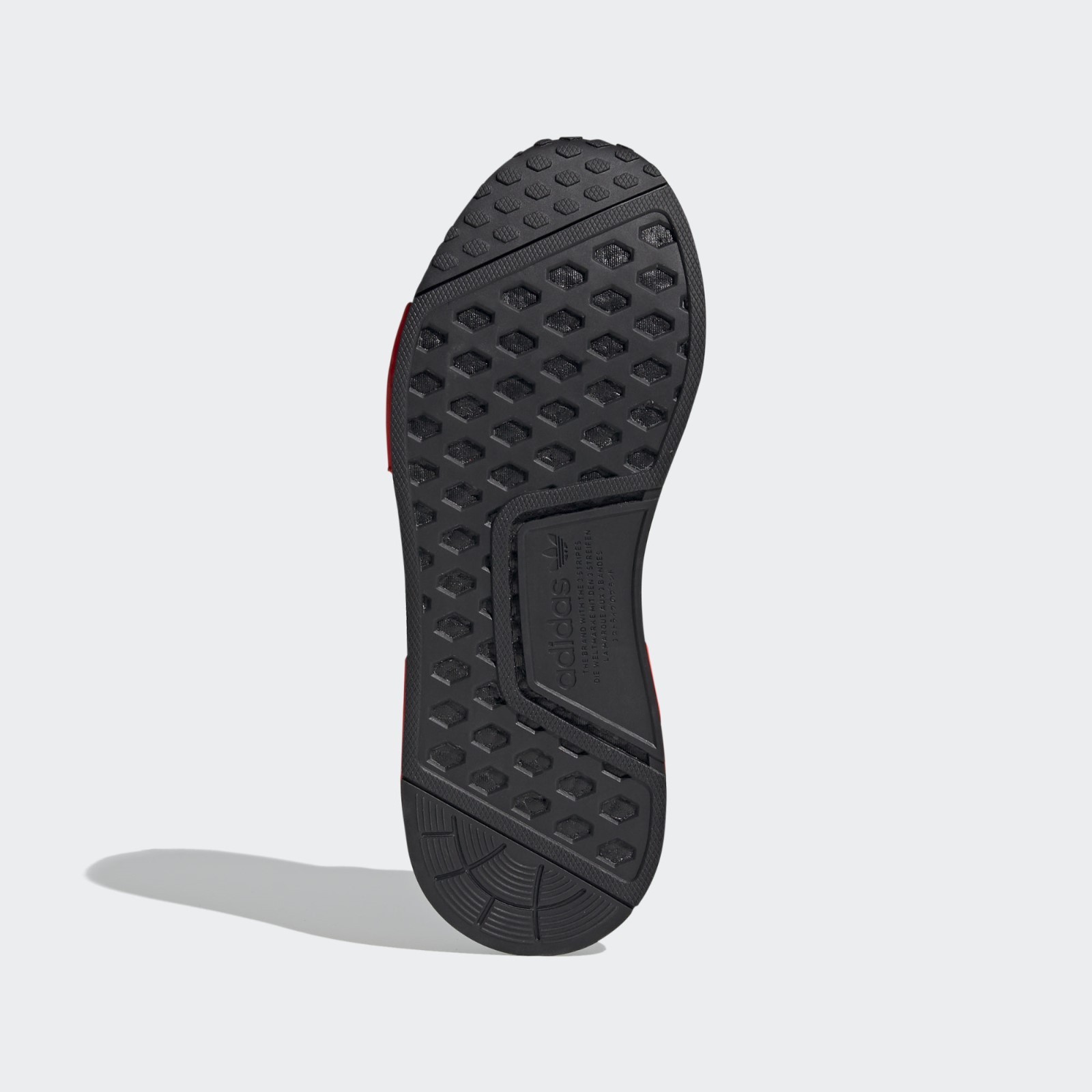 Кроссовки Adidas NMD_R1 мужские, размер 40,5 (FX6794) (7565315) - Купить по  цене от 11 360.00 руб. | Интернет магазин SIMA-LAND.RU