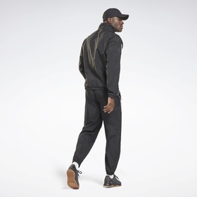 

Костюм Reebok TE Piping Tracksuit мужской, размер 48-50 (GS9309)
