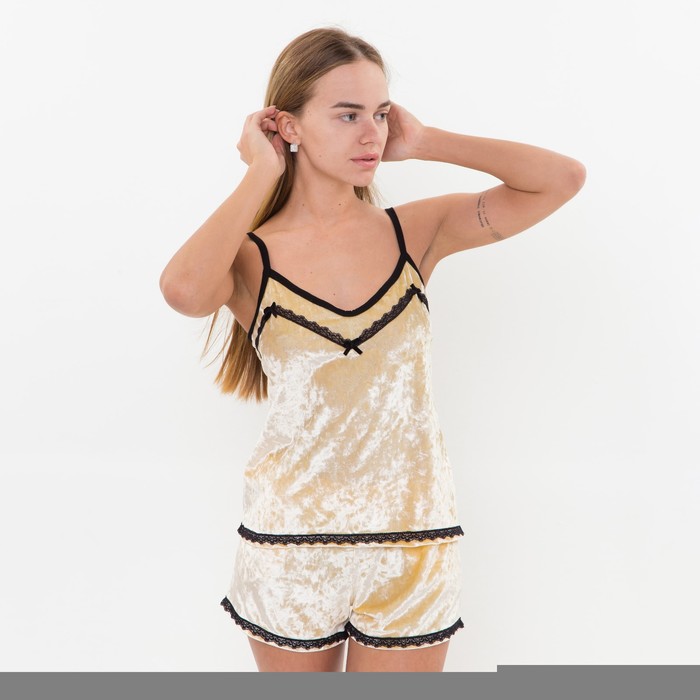 фото Пижама женская (топ, шорты), цвет песочный, размер 50 руся