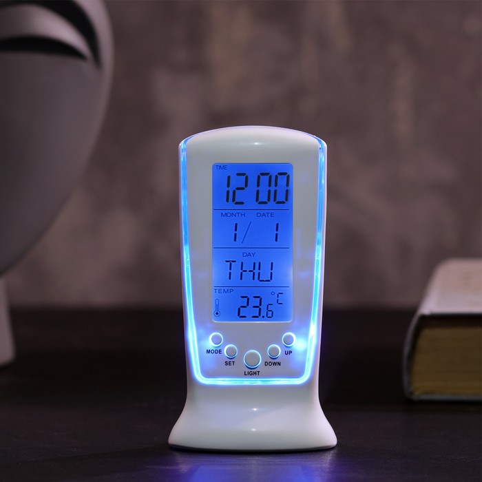 Будильник LuazON LB-02 "Обелиск", часы, дата, температура, подсветка, белый