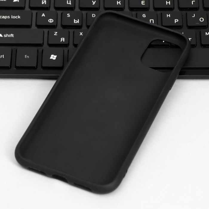 

Чехол Red Line Ultimate для iPhone 11, силиконовый, черный