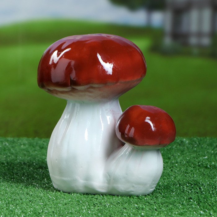 Садовая фигура "Пара боровиков" средняя, коричневая шляпка