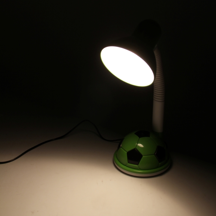 Лампа настольная "Футбольный мяч" зелёная