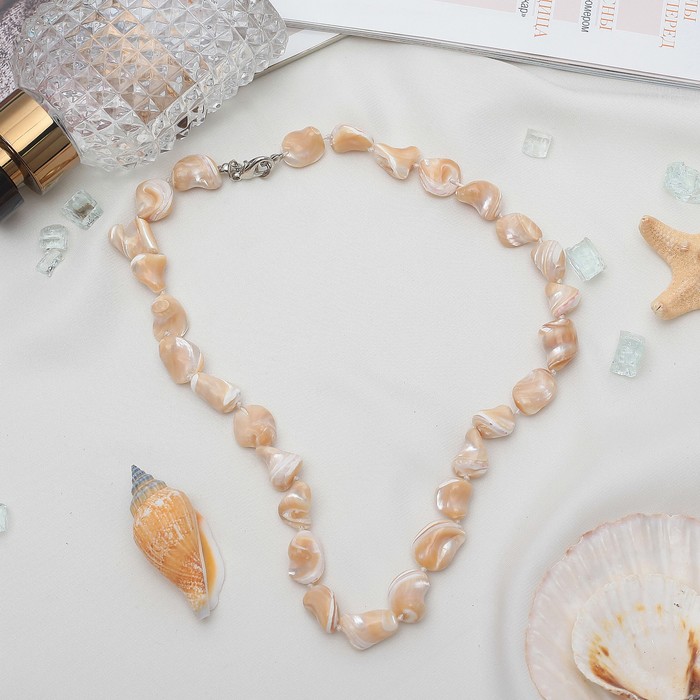 Бусы "Перламутр" галтовка, цвет бежевый, 50см