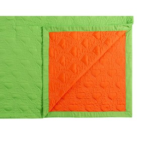 

Покрывало стеганное Grass and orange, размер 210х240 см, цвет зеленый