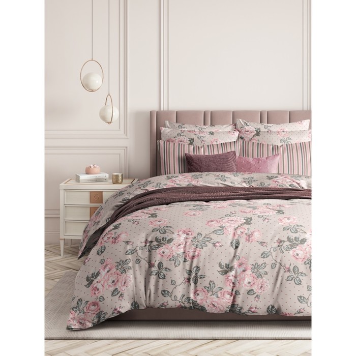 

Постельное бельё 1.5 сп Valley of roses, размер 150х214 см, 143х215 см, 70х70 см - 2 шт