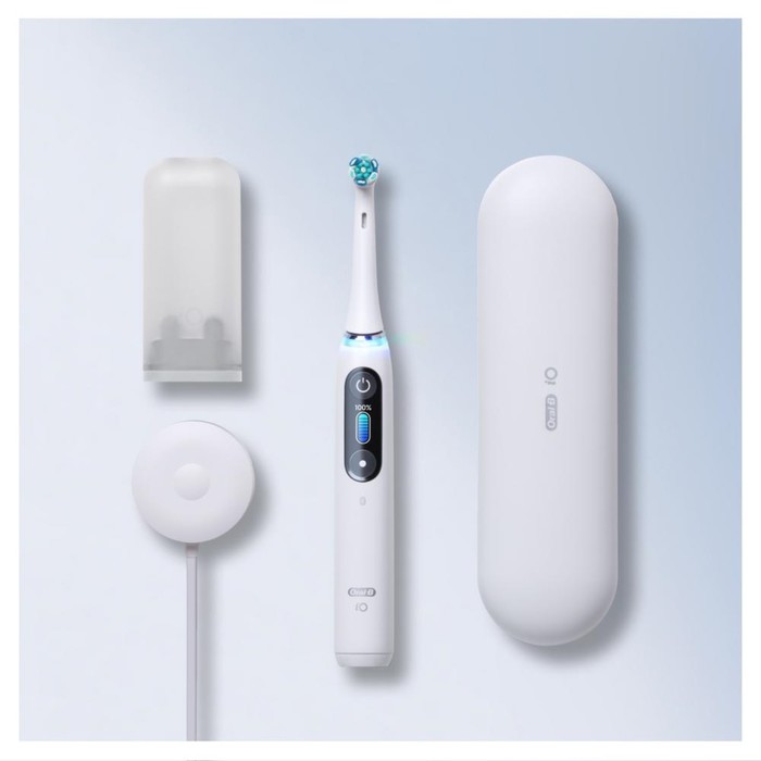 Электрическая зубная щётка Oral-B iO 8 White Alabaster 6 режимов Bluetooth АКБ белая 1750800₽