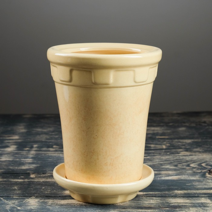 Кашпо "Альфа" бежевое 1,8 л