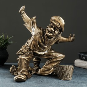 

Подставка под бутылку "Моряк с корзиной" под две бутылки 34х28х23 см, бронза с позолотой