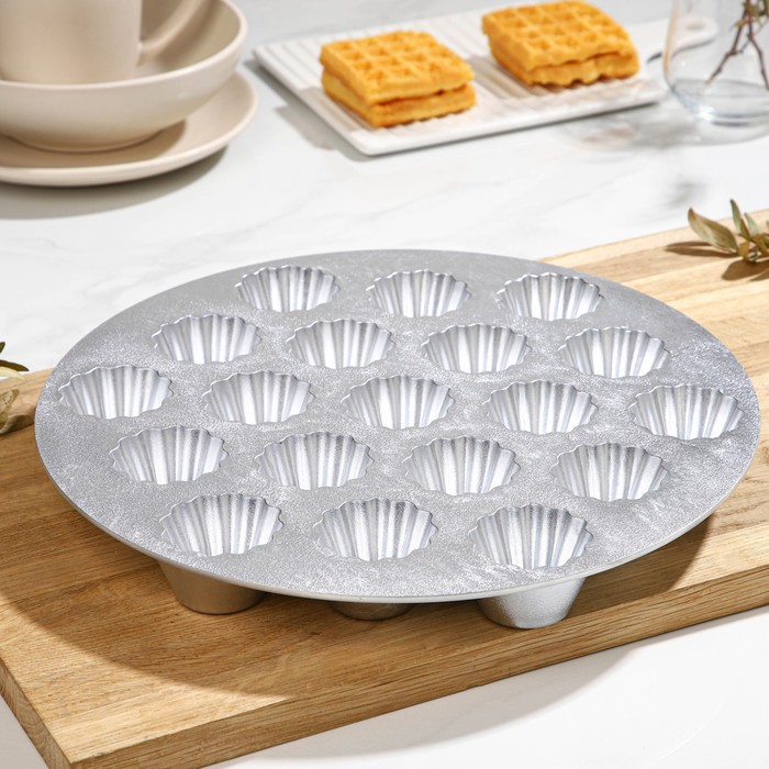 Форма для кексов, 19 ячеек: верх d=5 см, низ d=2,5 см, высота 2,8 см