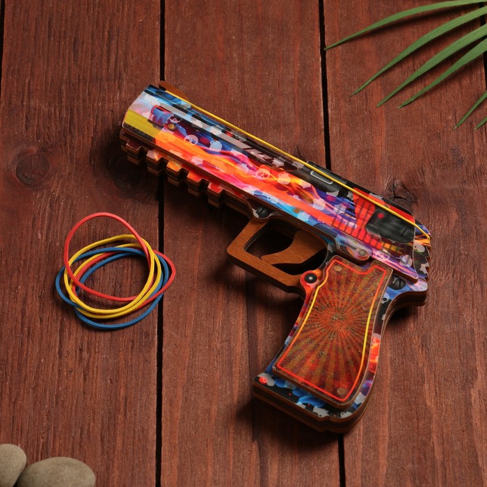 Сувенир деревянный Пистолет-резинкострел разноцветный