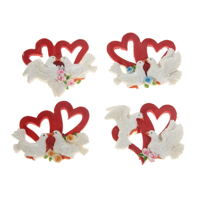 Магнит "Две голубки у двух сердец", МИКС