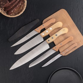 

УЦЕНКА Набор «Для мясника», из 5 кухонных ножей, на деревянном держателе