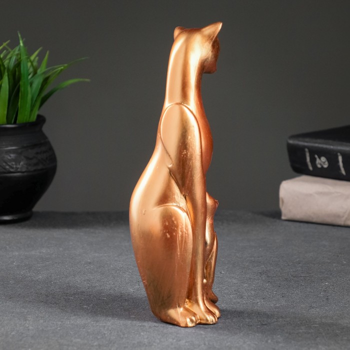 

Фигура "Кошка с котенком" бронза, 21х7х7см