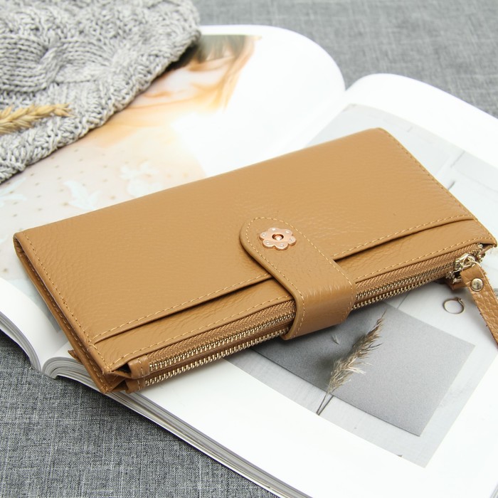 Кошелёк женский "Диана", 4 отдела, отдел для кредиток, 2 наружных кармана, цвет бежевый