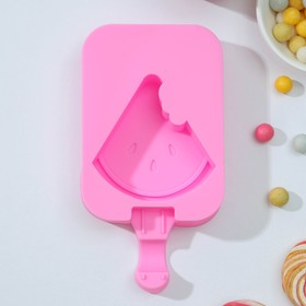 Форма для мороженого 14х7,5х2,5 см, "Арбузная долька", цвет розовый