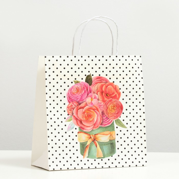 

Пакет подарочный "Нежный букет", крафт, 24 x 23 x 10 см
