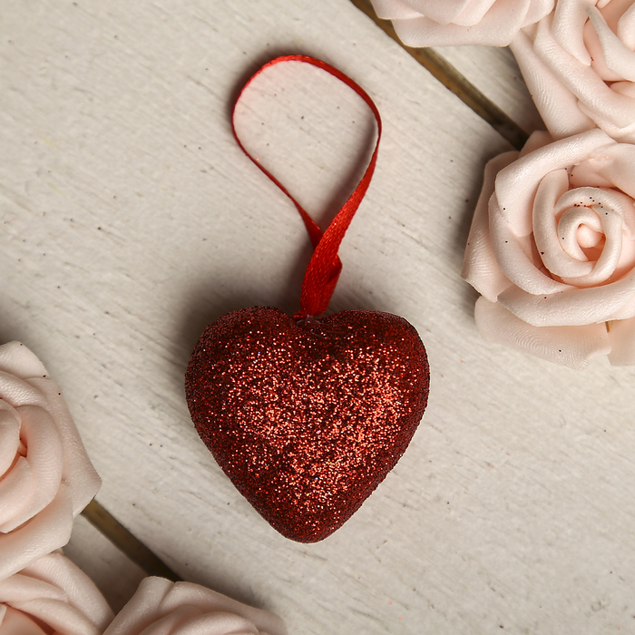 Сердце на подвеске с блёстками (набор 24 шт), цвет красный