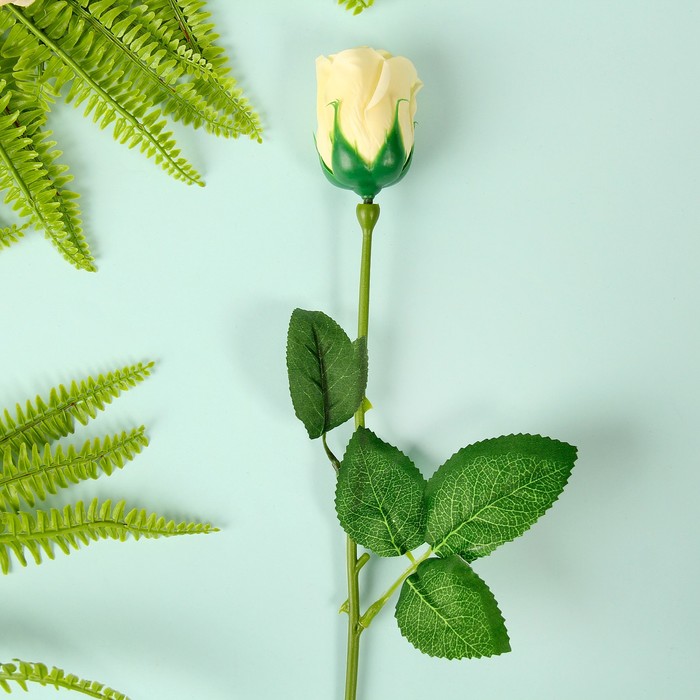 Мыльные лепестки "Роскошная роза", цвет белый