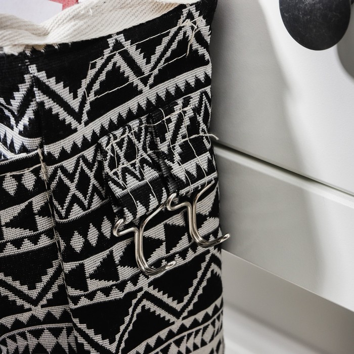 Органайзер с карманами подвесной "Марокко" 3 отделения, 26х16,5х30 см, цвет черно-белый
