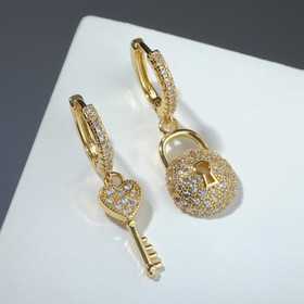 

Серьги со стразами "Сердце" ключик с замком, цвет белый в золоте