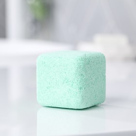

Бомбочка для ванны в форме кубика "Сияй!", 120 г, аромат нежная мята