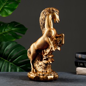 

Фигура "Конь на дыбах" бронза, 35см