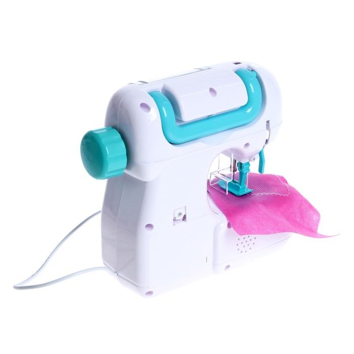 Швейная машинка "Рукодельница" с набором для дизайна одежды