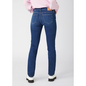 

Джинсы женские Wrangler Slim, размер 29/32 US (W28LZM23Z)