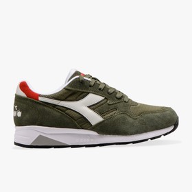 

Кроссовки унисекс Diadora N902 S, размер 11,5 EUR (DR50117329070229)