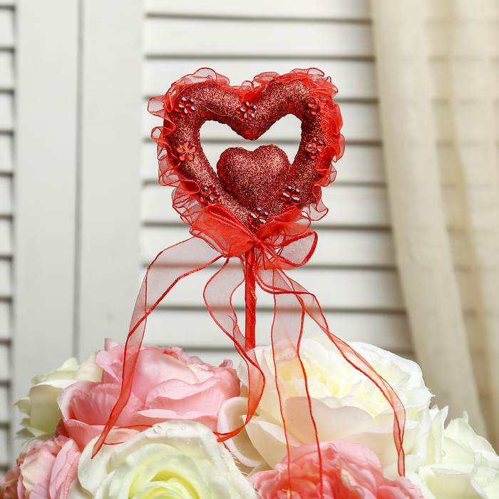 Сердечко на палочке "Ленты и цветы"