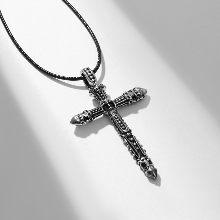 Кулон унисекс "Крест" с черепом, цвет чернёное серебро