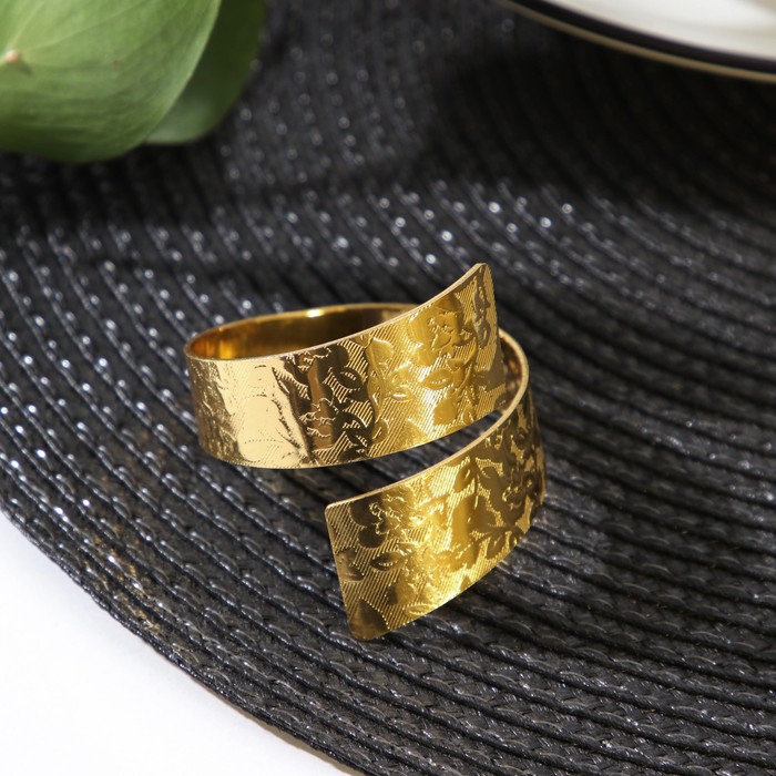 Кольцо для салфетки «Спираль», 4×4,9×4,9 см, цвет золотой кольцо для салфетки спираль 4×4 9×4 9 см цвет золотой