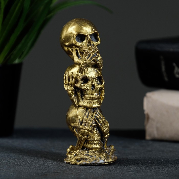 Фигура Три черепа состаренное золото, 10х4х4см три черепа
