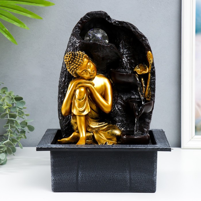 Фонтан настольный от сети Будда у скалы с фонтаном золото 35х25х20 см