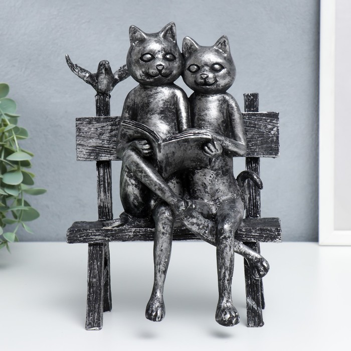 Сувенир полистоун Два котика с книгой, на скамейке серебро 23,5х16х17 см