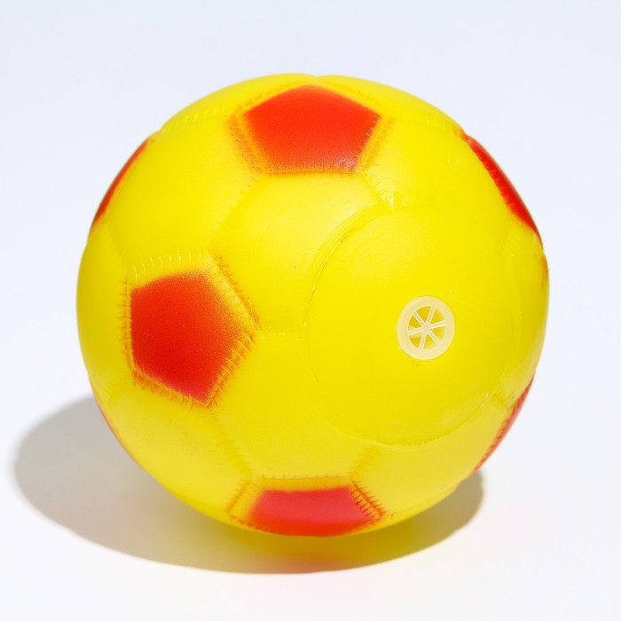 фото Игрушка пищащая "мяч футбол" для собак, 6,2 см, жёлтая пижон