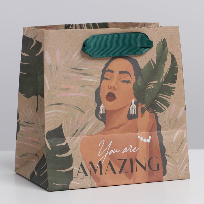 

Пакет крафтовый квадратный «Amazing», 14 × 14 × 9 см
