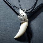 Кулон унисекс "Клык акулы", цвет белый в чернёном серебре, 45 см