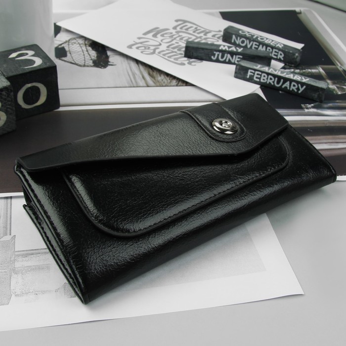 Кошелёк женский на клапане, 3 отдела, для карт, для монет, цвет чёрный