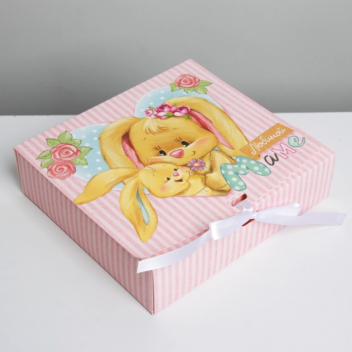 Коробка складная подарочная «Маме», 20 × 18 × 5 см
