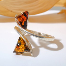 

Кольцо посеребрение "Янтарь", треугольники, цвет коньячный