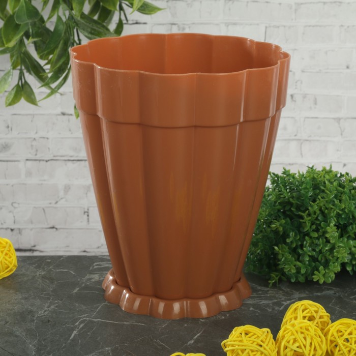 Горшок для цветов 1,5 л "Фантастика", поддон, цвет коричневый