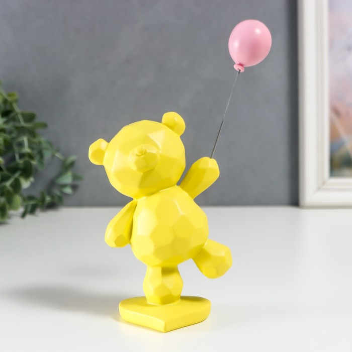 Сувенир полистоун 3D "Медвежонок с воздушным шариком" жёлтый 21,4х6х10 см