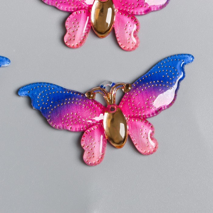 Декор для творчества пластик Бабочка розово-синяя большая с золотыми точками 2,6х5 см
