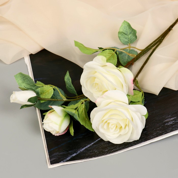 Цветы искусственные Роза кустовая 67 см, белый
