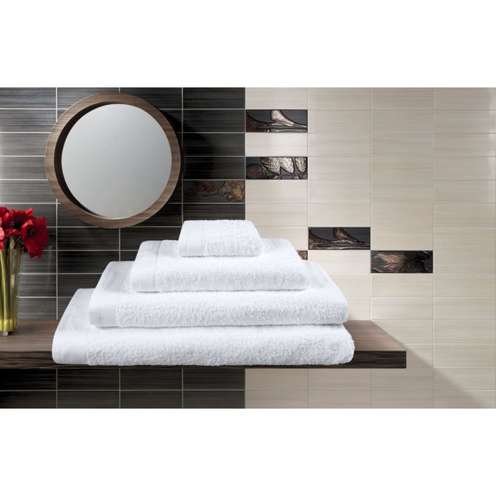

Полотенце махровое White, размер 100х150 см