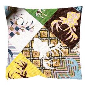 

Подушка «С оленями» декоративная