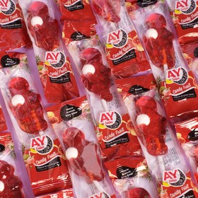 

Леденец на палочке Ay selen candy fruit gum "Футболист" с жевательной резинкой, 20 г